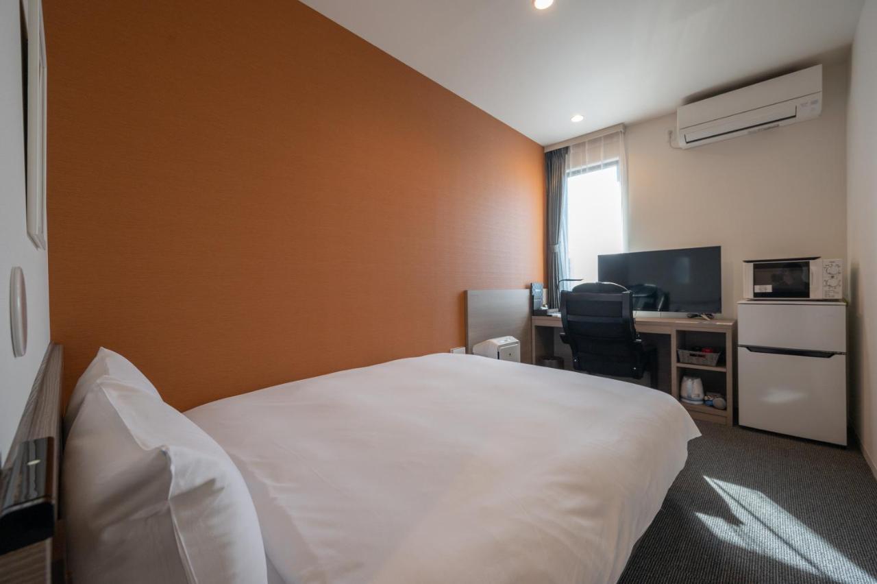 Hotel R9 The Yard Fuccu Kültér fotó